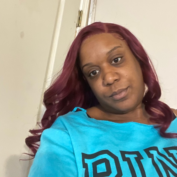 Meet your Posher, Cortni - Picture 1 of 1